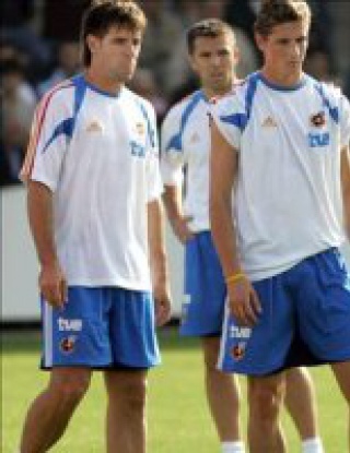 Испания започва подготовка за Евро 2008