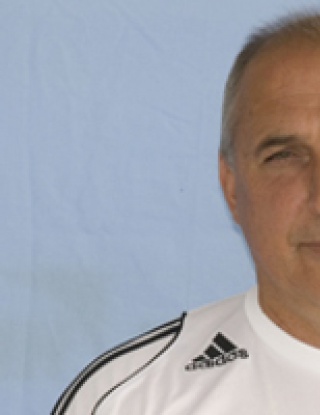 Треньорът на Локо Мз: Надявам се кризата в Левски да продължи