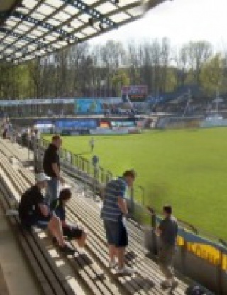 Играч със счупен крак влeзe в игра и вкара победен гол