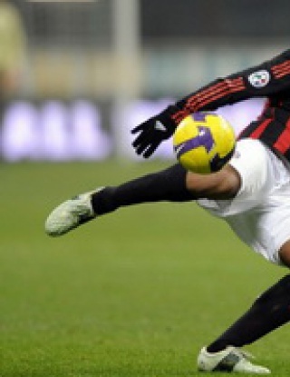Роналдиньо допълни звездния лазарет на Милан