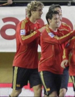 С два гола на Шаби Алонсо, Испания победи Аржентина в контрола