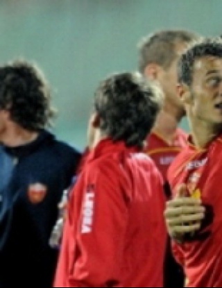 Двама черногорци изгоряха за мача с България
