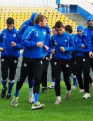 Футболистите на Черноморец ще тренират на Кампуса
