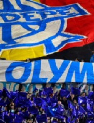 УЕФА разследва Юнайтед и Марсилия заради поведението на феновете 