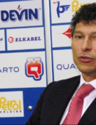 Шанс за Балъков да стане треньор на Спортинг Лисабон
