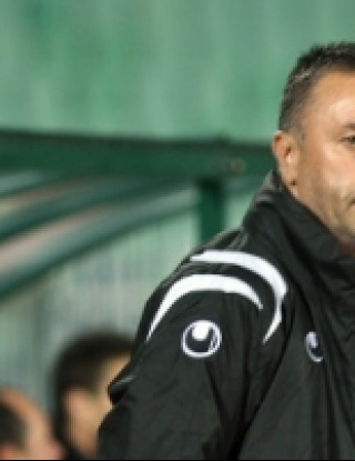 Матушев остава треньор на Локо Пловдив