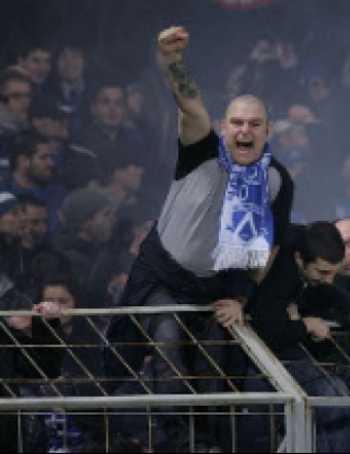Феновете на Левски искат да се затвори стадиона в Перник