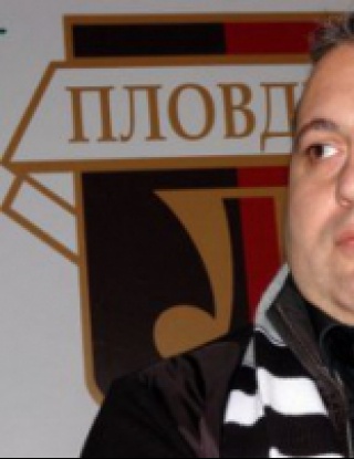 Собственикът на Локо Пловдив прие оставките на треньора и спортния директор