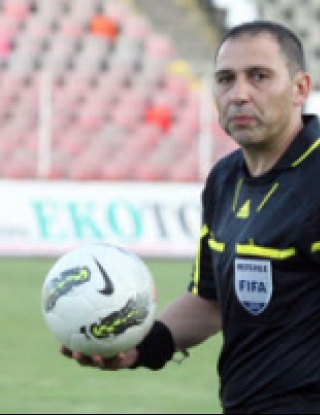 Международен рефер респектира дами в "Обеля"