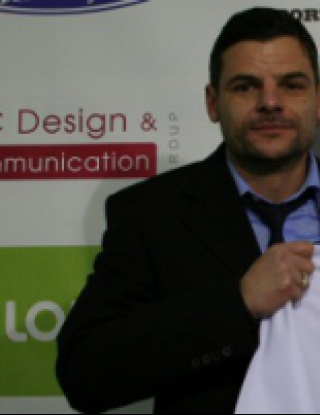 Националният за бездомни с нов треньор