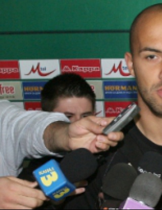 Официално: Ники Михайлов е футболист №1 за 2011 година