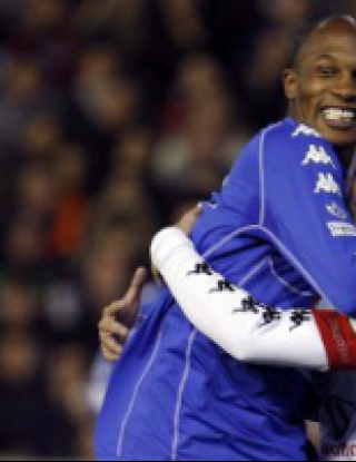 28 гола бяха вкарани в благотворителен мач (видео)