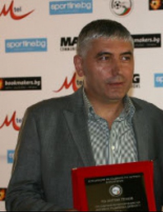 Цветан Георгиев прави бенефис с футболен турнир