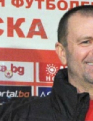 Младенов получава три милиона лева за селекция, ако ЦСКА стане шампион