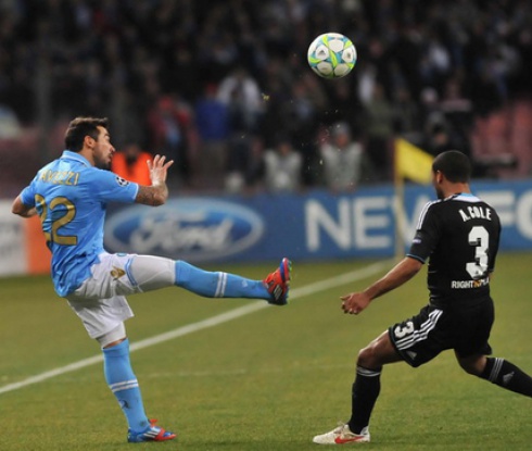 Челси предлага нов договор на Ашли Коул