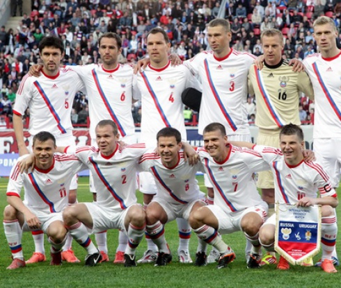 Русия завърши 1:1 с Уругвай, Адвокаат обяви окончателния състав за Полша и Украйна