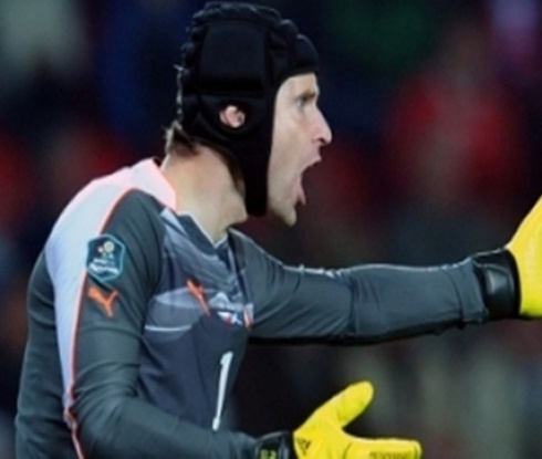 Челси възнагради Чех