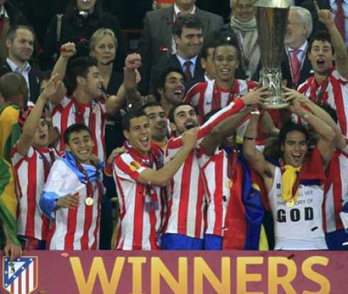 Дюшекчиите се подсилиха с нападател на Порто