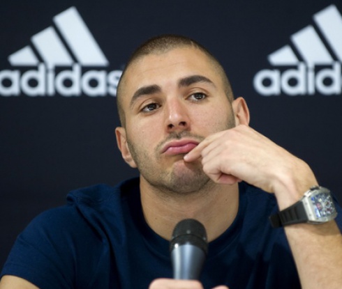 Бензема ще води атаката на Франция на Евро 2012, Гуркюф аут от състава