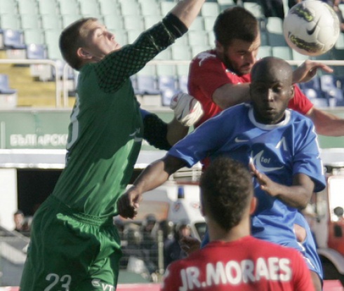 Отрязаха ЦСКА за румънски нападател