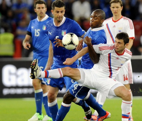 Защитник на Италия под въпрос за Евро 2012