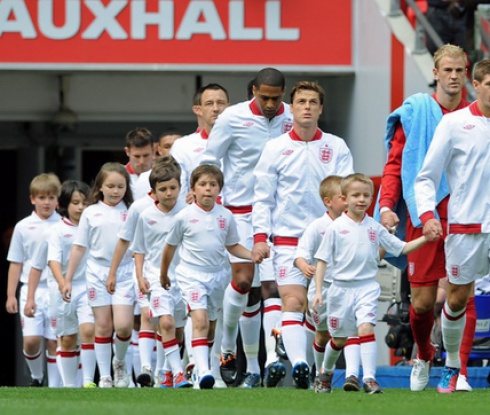 Шерингъм: Англия може да спечели Евро 2012