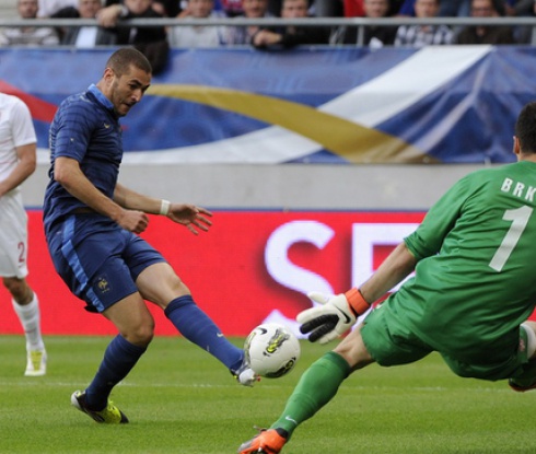 Бензема: Ще се радваме само на титла