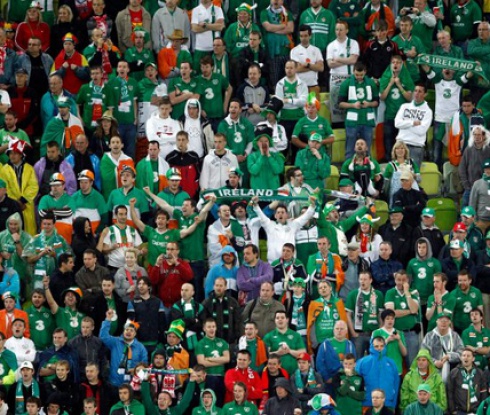 Ирландците ще носят черни ленти в мача срещу Италия