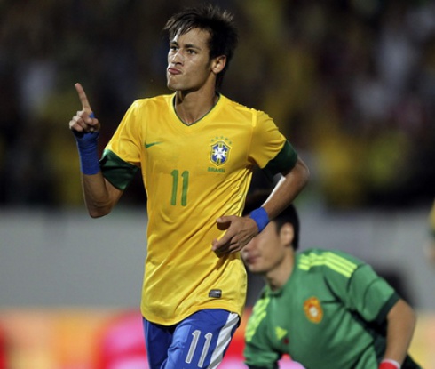 Неймар вкара хеттрик за разгром на Бразилия срещу Китай