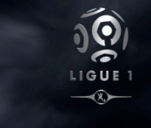 Рен наказва младежки национали