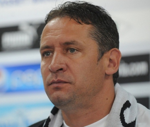 Мартин Кушев хвърли оставка в Славия