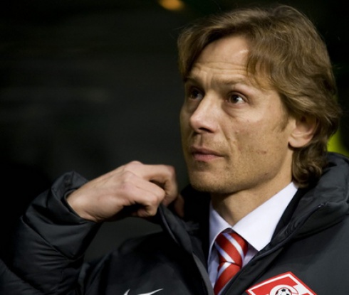 Карпин остава треньор на Спартак Москва до края на сезона