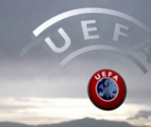 УЕФА ще накaзва с 10 мача за расизъм