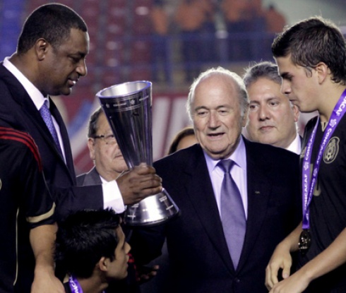 Блатер ще се бори за нов мандат във ФИФА
