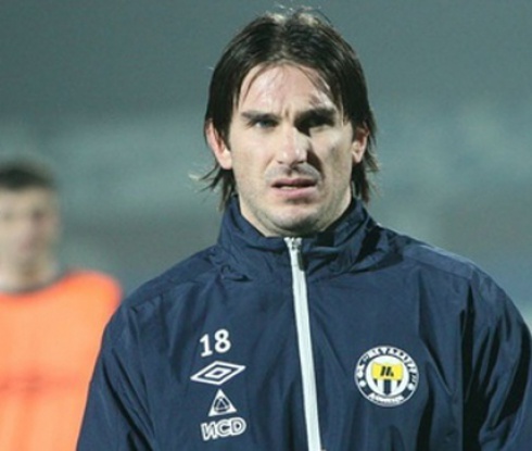 Велизар Димитров реши да продължи футболната си кариера