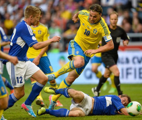 Златан донесе успеха на Швеция над Фарьорски острови (видео)