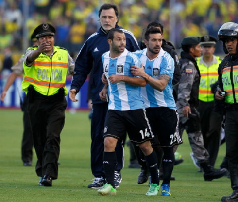 ФИФА започва разследване срещу Хавиер Масчерано