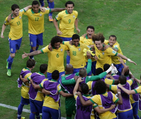 Бразилия не срещна проблеми срещу Япония на старта, Неймар зарадва с шедьовър (снимки и видео)