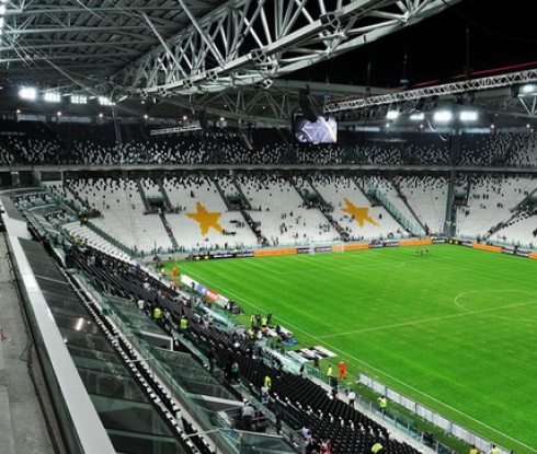 Италия посреща Чехия на стадиона на Ювентус
