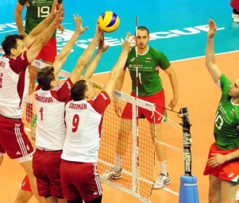 България отново победи Полша, този път след обрат