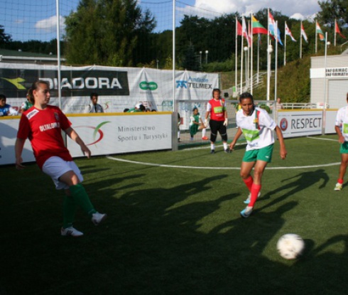 Българките играят с Мексико или Чили на 1/4-финалите