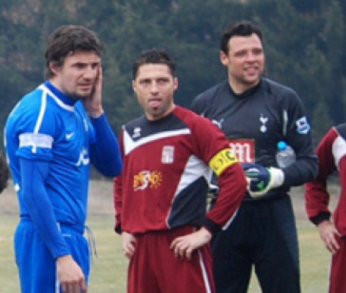 Футболистите на Банско подкрепиха благотворителна кампания