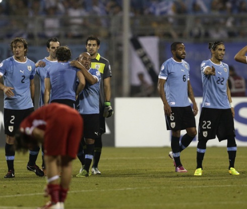 Уругвай сгази Йордания с 5:0 и почти се класира на Мондиал 2014 (видео)