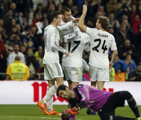 Реал Мадрид е на четвъртфинал след ново 2:0 срещу Осасуна (видео)