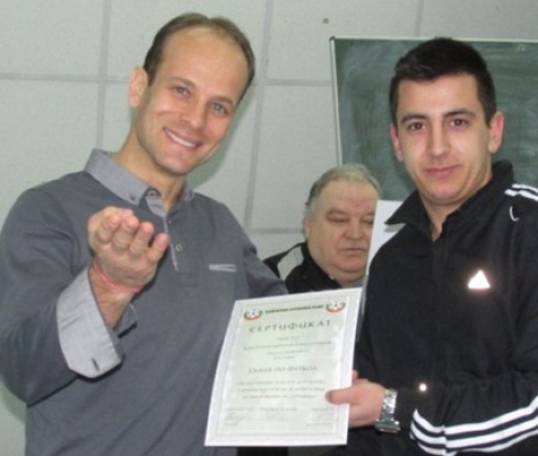 Връчиха сертификати на 34 нови рефери