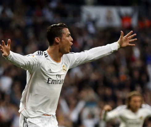 Реал Мадрид подчини Леванте и дръпна с 4 точки пред Барса (видео)