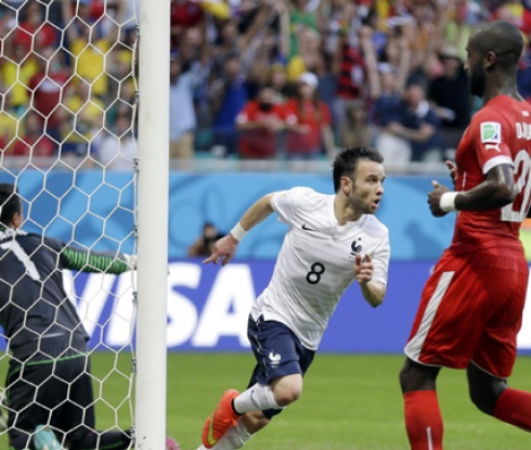 Франция попиля Швейцария с 5:2 в луд мач (видео)