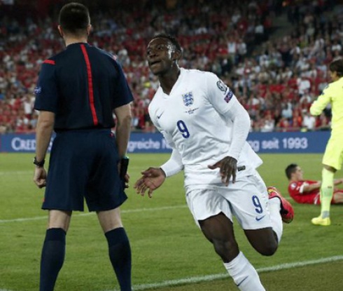 Англия пречупи Швейцария с два гола на Уелбек (видео)