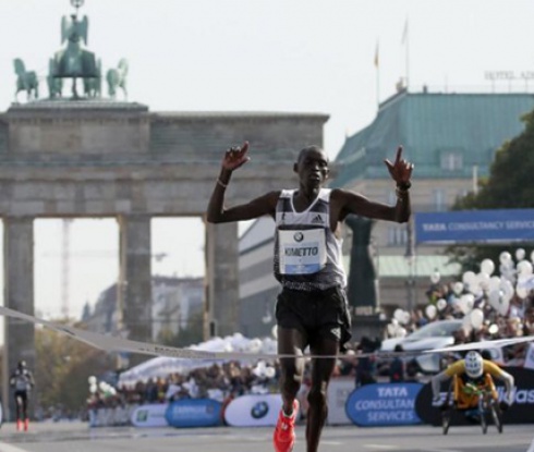 Денис Кимето подобри световния рекорд в маратона
