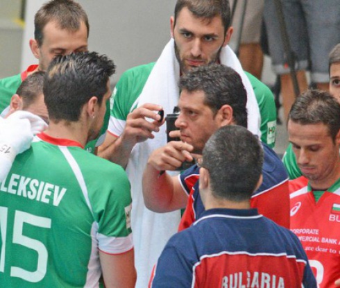 Константинов остава начело на националния тим по волейбол